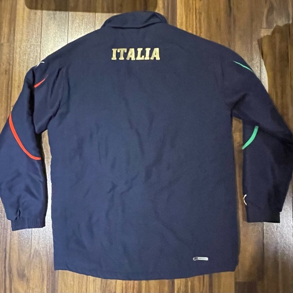 2010-12 Italy Puma Padded Bench Coat - 9/10 - (S) - Picture 3 of 5